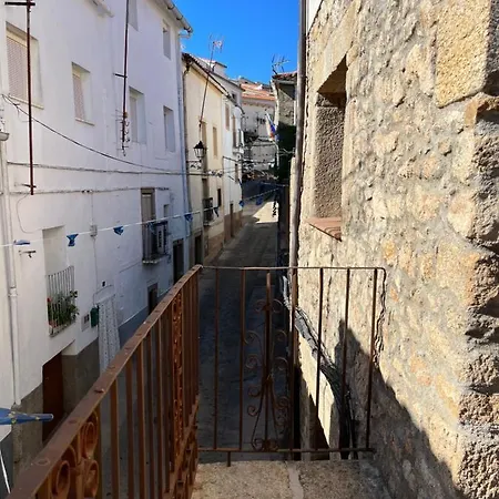 De Mascoras Semesterbostad Santibanez el Alto