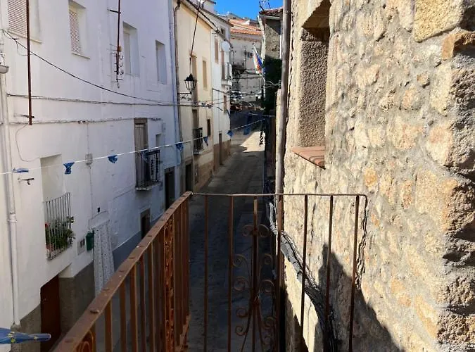 De Mascoras Nyaraló Santibáñez el Alto